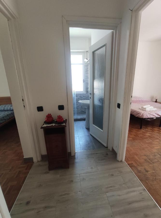 Appartamento C&Y Torelli 1 نوفارا المظهر الخارجي الصورة